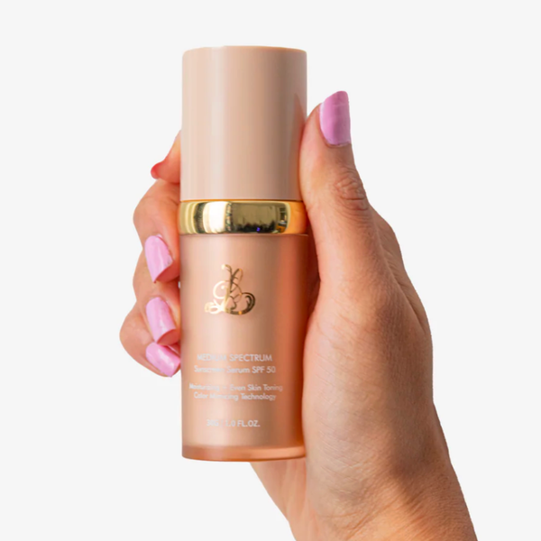 See Yourself Again: The 4-in-1 Foundation That Erases Wrinkles & Dark Spots While You Wear It